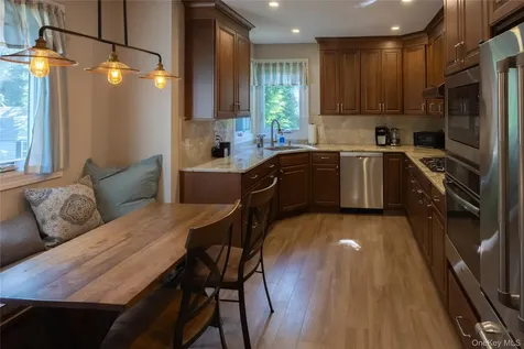 34 Morsemere Place Yonkers NY 10701