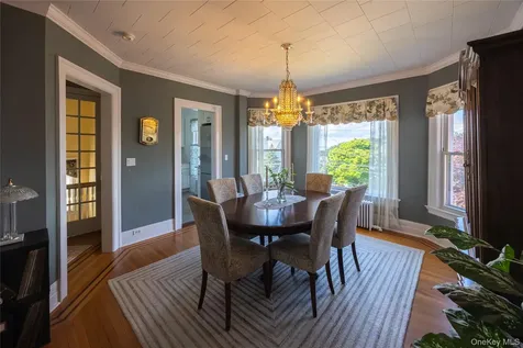 34 Morsemere Place Yonkers NY 10701