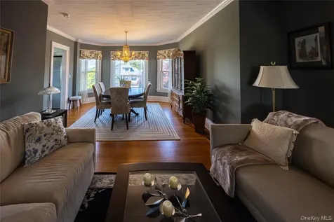 34 Morsemere Place Yonkers NY 10701