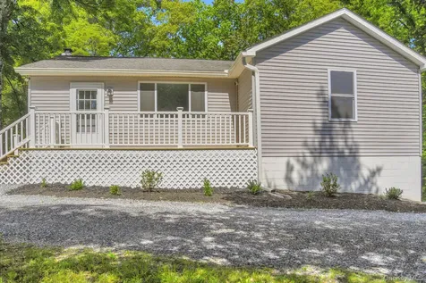 287 Norton Road Red Hook NY 12571