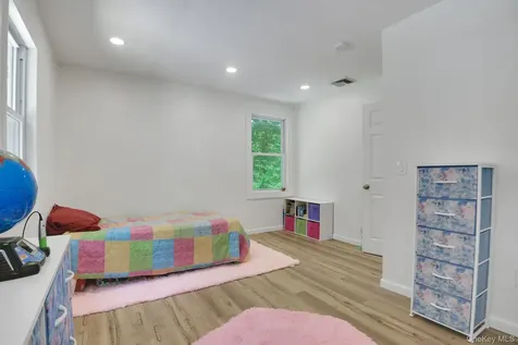 287 Norton Road Red Hook NY 12571
