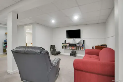 287 Norton Road Red Hook NY 12571