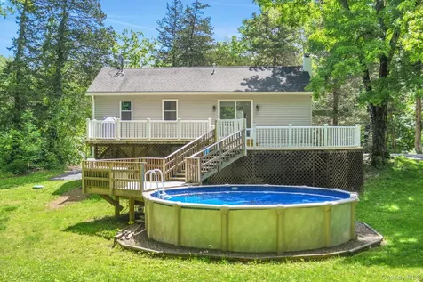 287 Norton Road Red Hook NY 12571