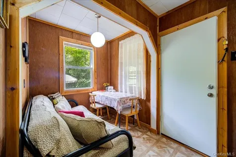 19 Nature Way Kiamesha Lake NY 12751