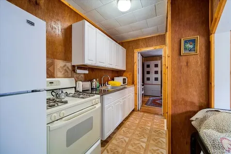 19 Nature Way Kiamesha Lake NY 12751