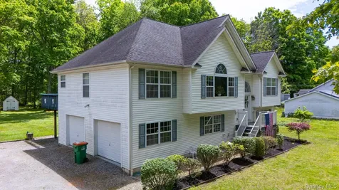 41 W Old Farm Road Hopewell Junction NY 12533