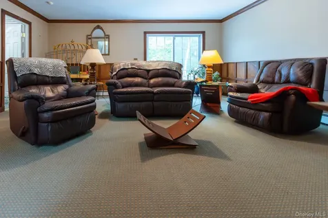41 W Old Farm Road Hopewell Junction NY 12533