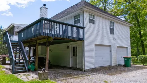 41 W Old Farm Road Hopewell Junction NY 12533