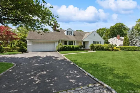 142 Rockaway Avenue Garden City NY 11530