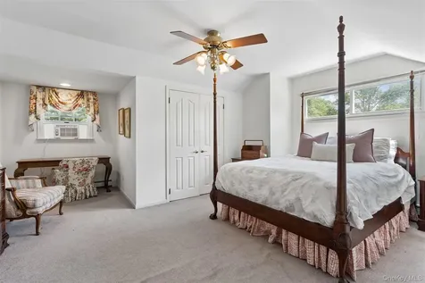 142 Rockaway Avenue Garden City NY 11530