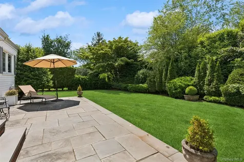 142 Rockaway Avenue Garden City NY 11530