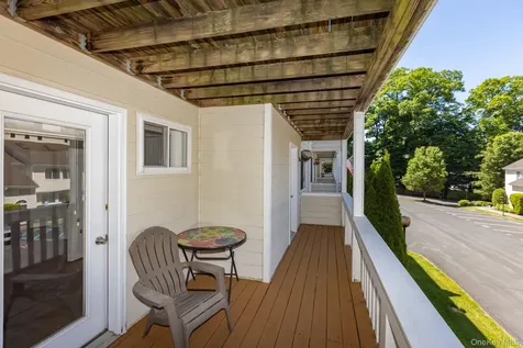 202 Crystal Hill Lane Poughkeepsie NY 12603
