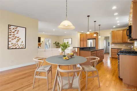 243 Knollwood Avenue Mamaroneck NY 10543