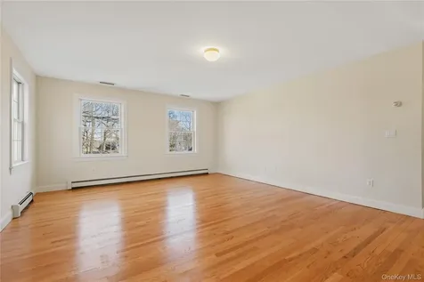 243 Knollwood Avenue Mamaroneck NY 10543