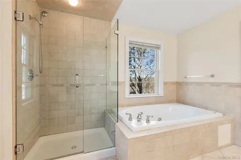 243 Knollwood Avenue Mamaroneck NY 10543