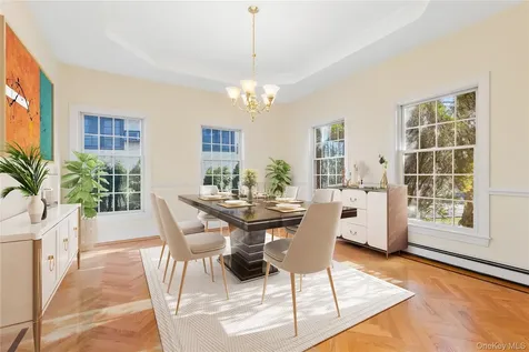 243 Knollwood Avenue Mamaroneck NY 10543