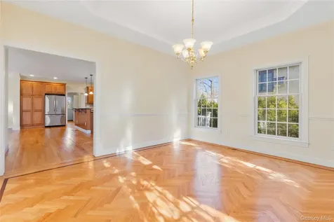 243 Knollwood Avenue Mamaroneck NY 10543