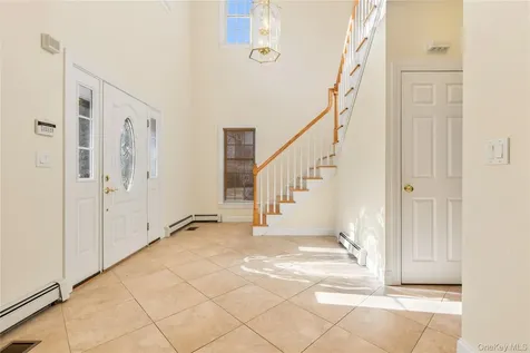 243 Knollwood Avenue Mamaroneck NY 10543