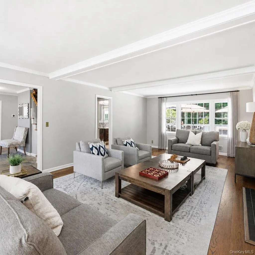 16 Old Farm Lane Hartsdale NY 10530