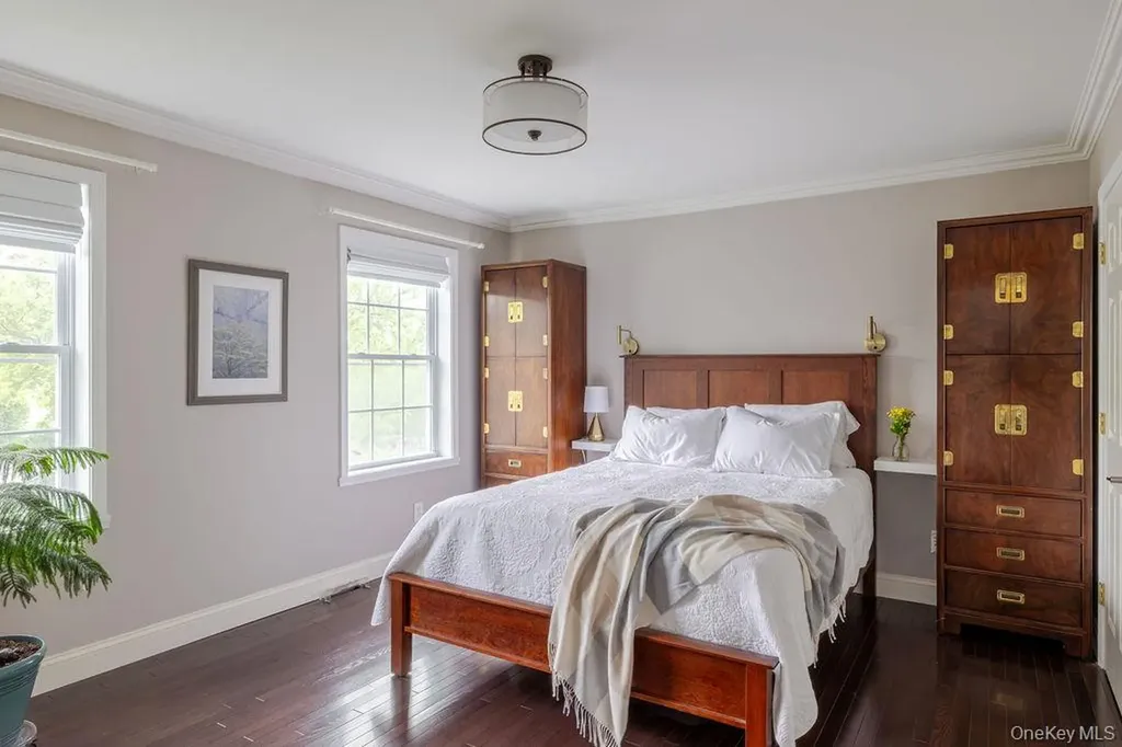 9 Van Winkle Road Hudson NY 12534