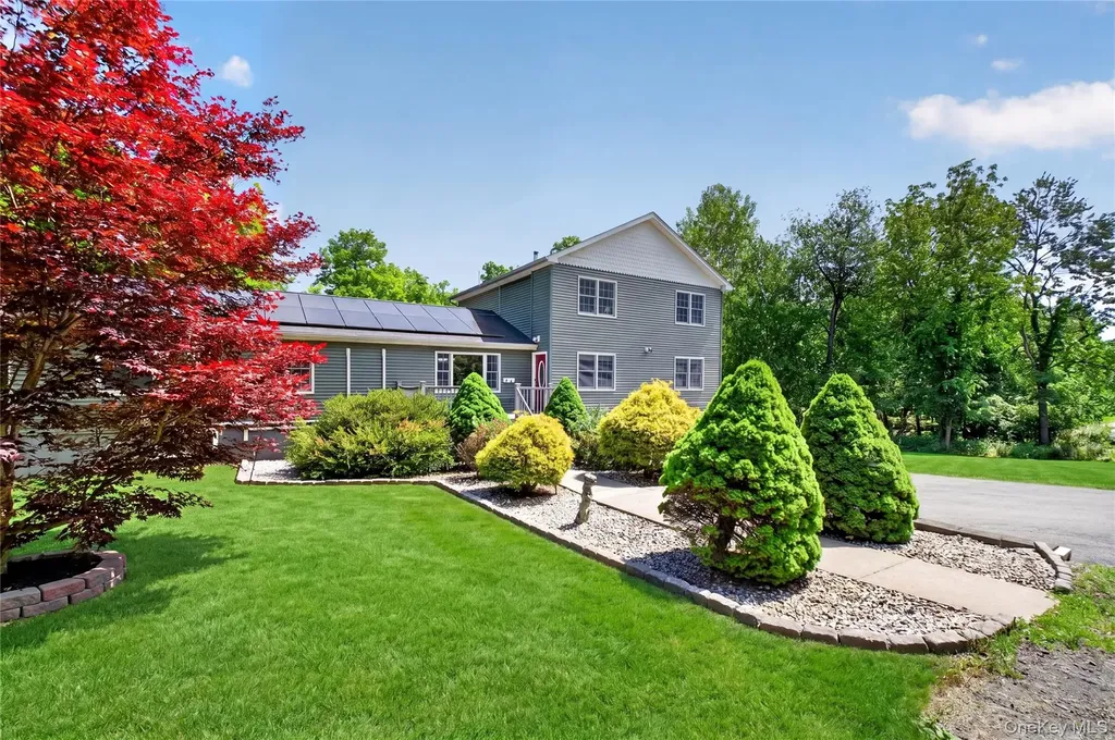 142 Hawleys Corners Road Highland NY 12528