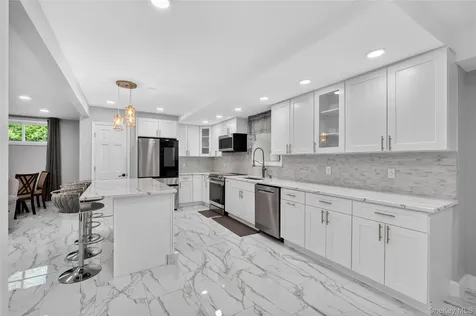 142 Hawleys Corners Road Highland NY 12528