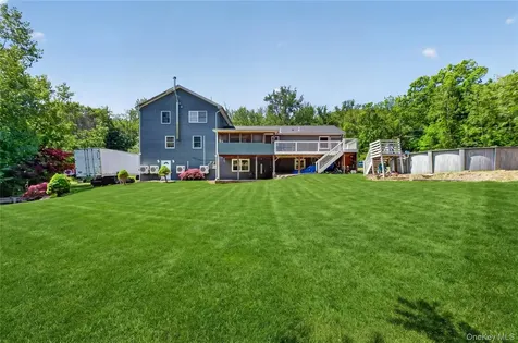 142 Hawleys Corners Road Highland NY 12528