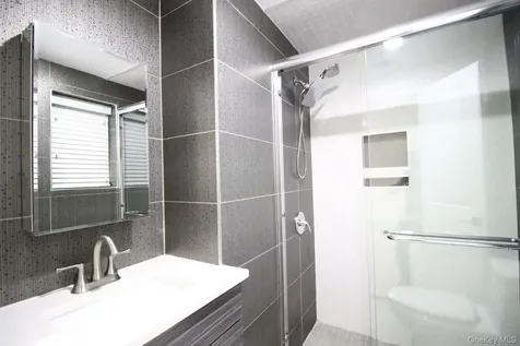 7 Wilshire Drive Call Listing Agent NY 10977