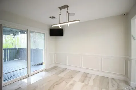 7 Wilshire Drive Call Listing Agent NY 10977