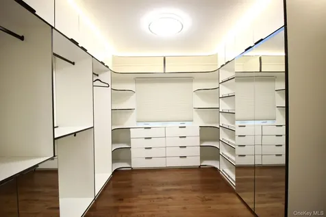 7 Wilshire Drive Call Listing Agent NY 10977