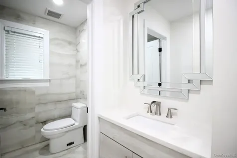 7 Wilshire Drive Call Listing Agent NY 10977