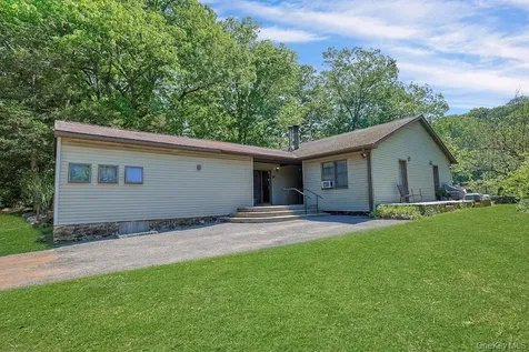 120 Spring Valley Road Ossining NY 10562
