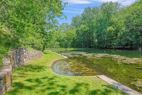 120 Spring Valley Road Ossining NY 10562