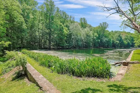 120 Spring Valley Road Ossining NY 10562