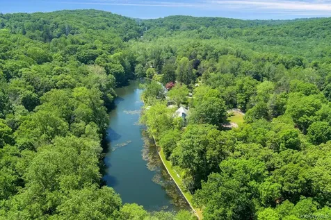 120 Spring Valley Road Ossining NY 10562