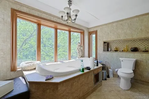 120 Spring Valley Road Ossining NY 10562