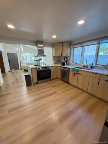 28 Floral Avenue Bethpage NY 11714