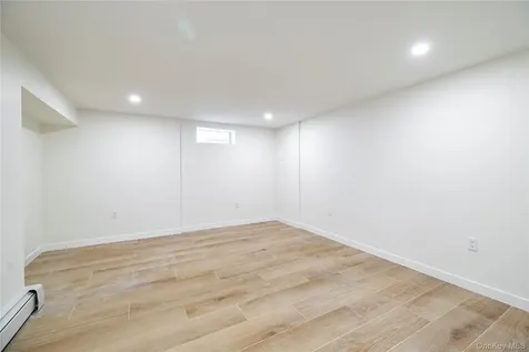 561 Woodbury Road Plainview NY 11803