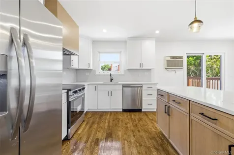 561 Woodbury Road Plainview NY 11803