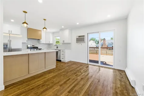 561 Woodbury Road Plainview NY 11803