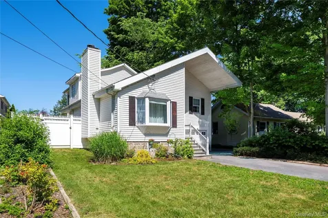 2897 Hyatt Street Yorktown Heights NY 10598