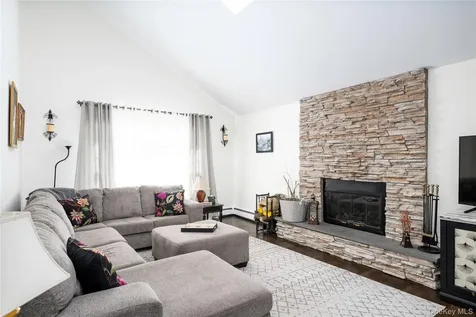 2897 Hyatt Street Yorktown Heights NY 10598