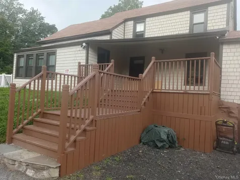 157 Cream Street Poughkeepsie NY 12601