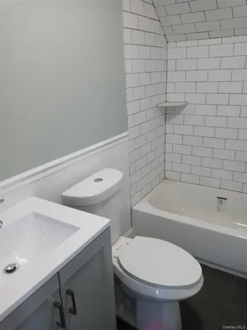 157 Cream Street Poughkeepsie NY 12601