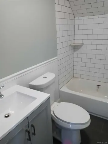 157 Cream Street Poughkeepsie NY 12601
