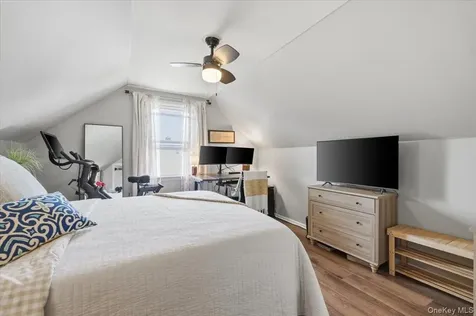 104 Franklin Place Massapequa NY 11758