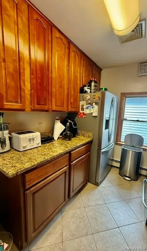 106 E 7th Road Broad Channel NY 11693