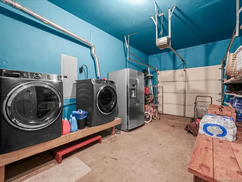 51 Atlantic Avenue Freeport NY 11520
