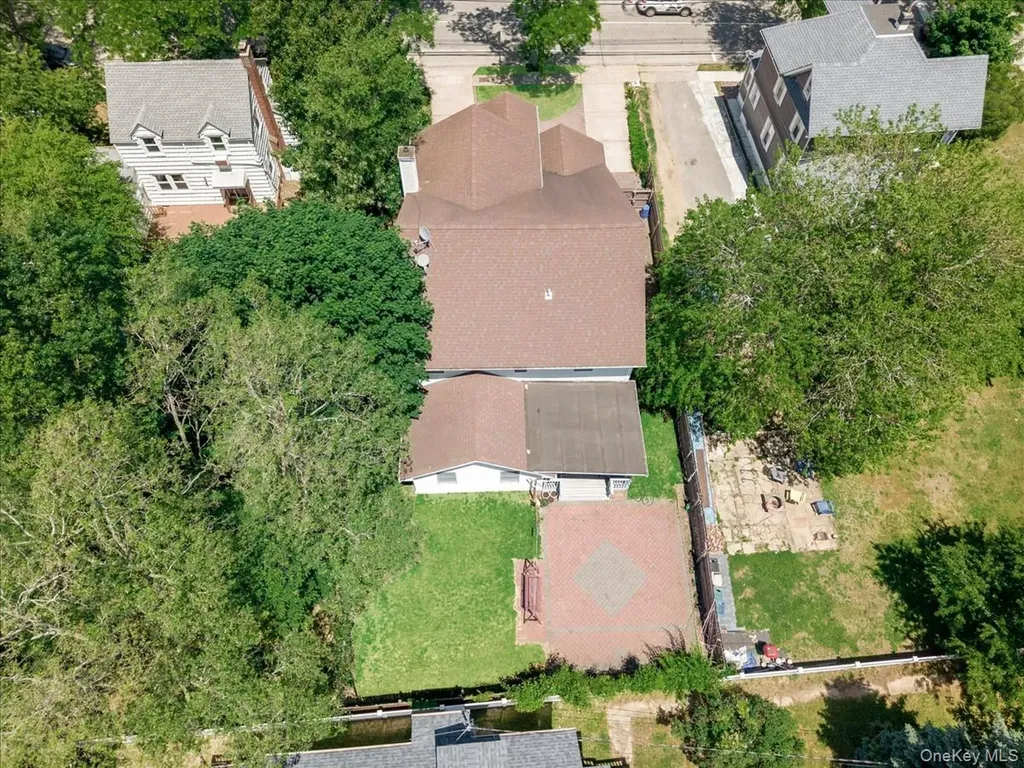 51 Atlantic Avenue Freeport NY 11520