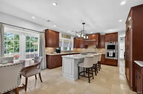 261 Harbor Road Cold Spring Harbor NY 11724